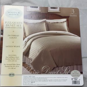 Brand new duvet set!